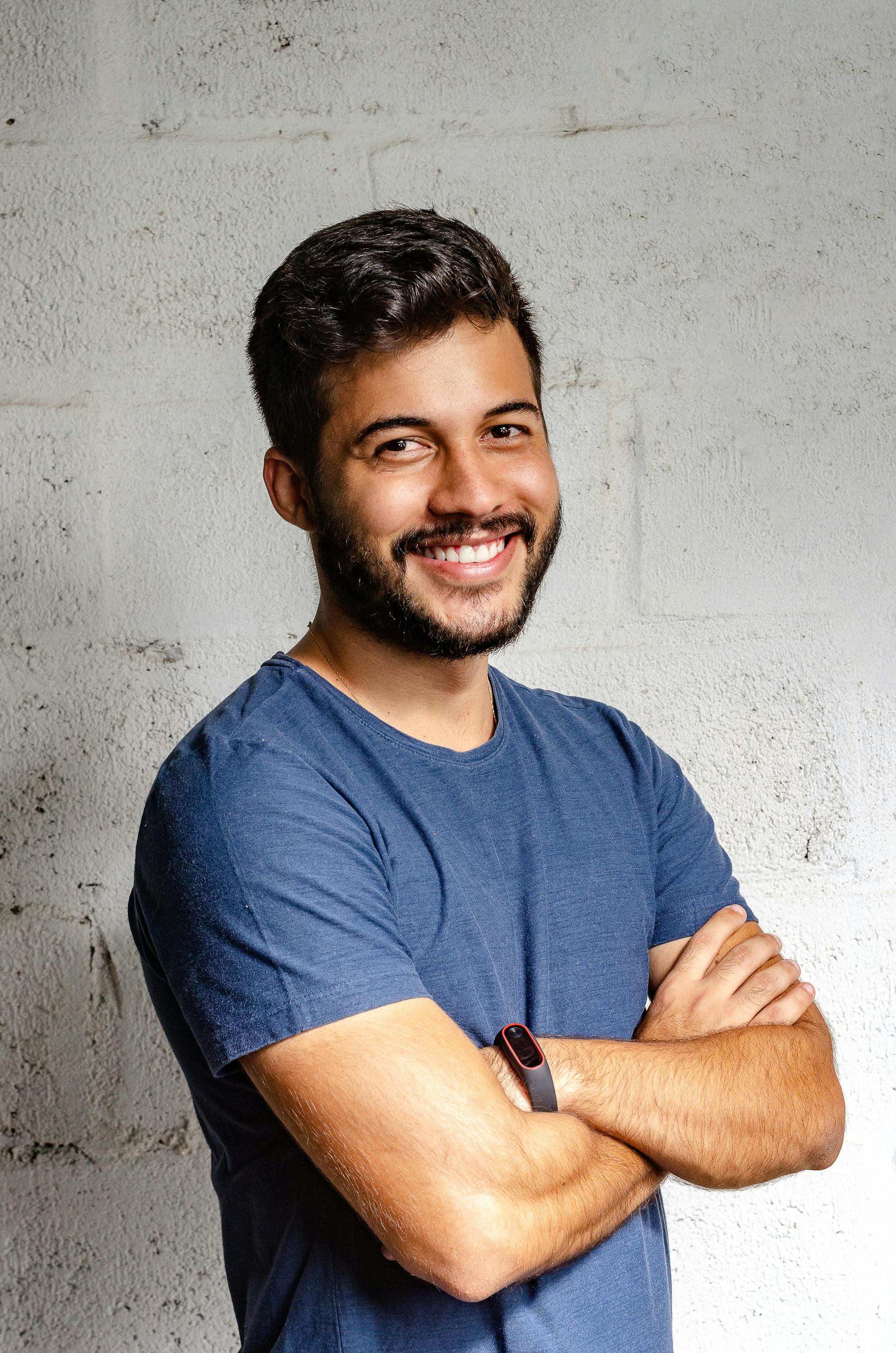 Carlos Esquivel